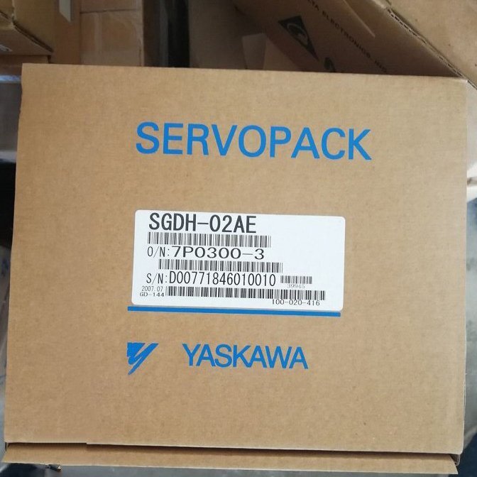 new 1PC Yaskawa SGDH-02AE SGDH02AE Servo Drive In Box ping