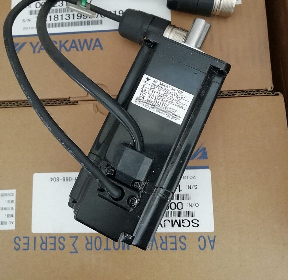 new 1PC Yaskawa SGMAH-04A1A61D-OY Servo Motor In Box ping