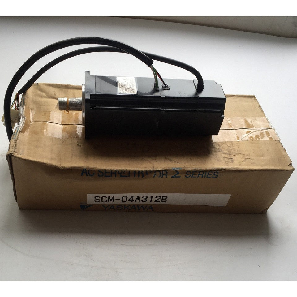 new 1PC Yaskawa SGM-04A312B Servo Motor In Box ping