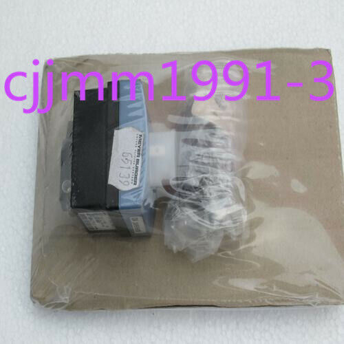 1PC Burkert Pressure Switch SE30/8030 00423914 - High-Pressure Switch with Integral Pressure Relief Mechanism - BURKERT
