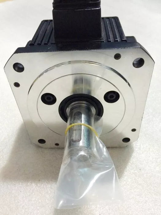 Mitsubishi HC-SFS52 Servo Motor 1PC - MITSUBISHI
