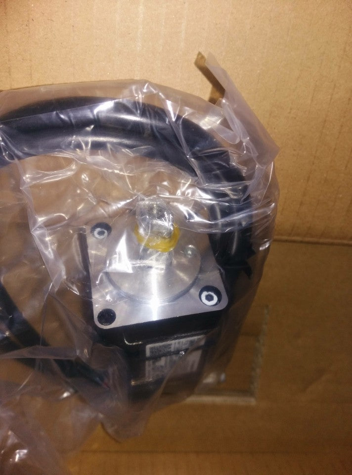 new 1PC Yaskawa SGM-02A314 Servo Motor In Box ping SGM02A314