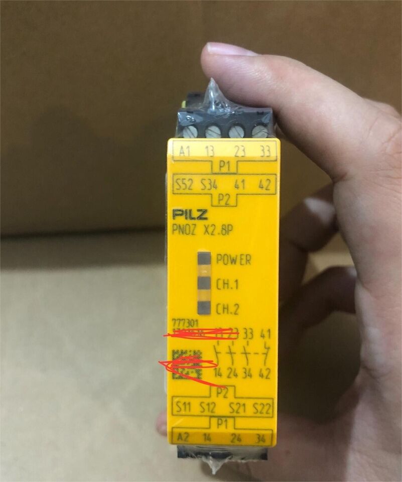 new 1PC PILZ 777301 PNOZ X2.8P 24VACDC Safety Relay ping - PILZ