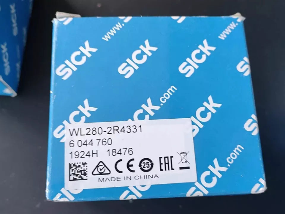 SICK WL2802R4331 Photoelectric Switch Sensor - SICK