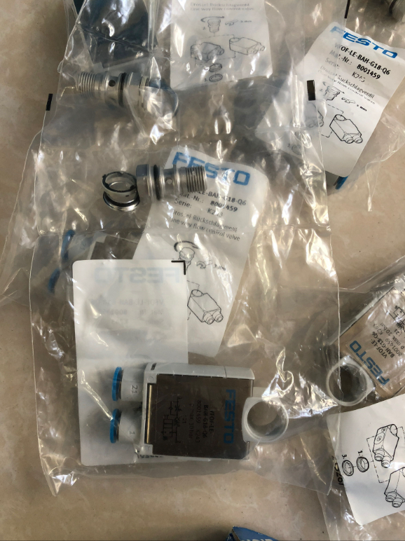 new 1PC Festo VF0F-LE-BAH-G18-Q6 8001459 Check Valve - FESTO