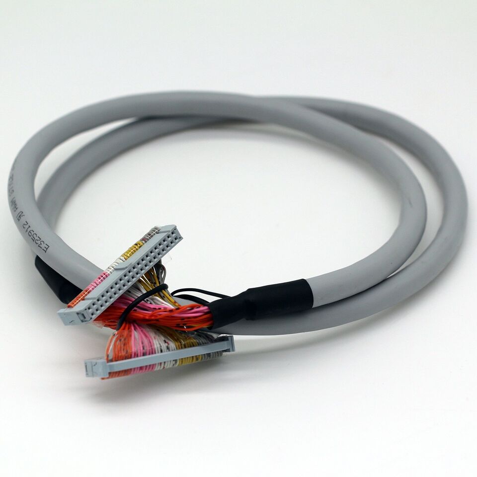 new Omron XW2Z-100K Cable One XW2Z100K - OMRON