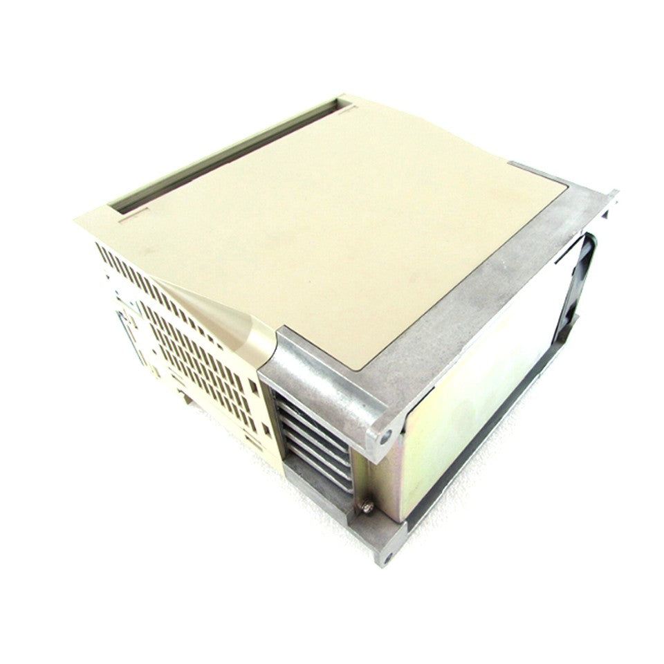 new 1PC Yaskawa SGDM-10ADA Servo Driver In Box ping