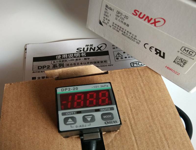 Panasonic SUNX DP2-2-20 Pressure Transducer 1PC - PANASONIC