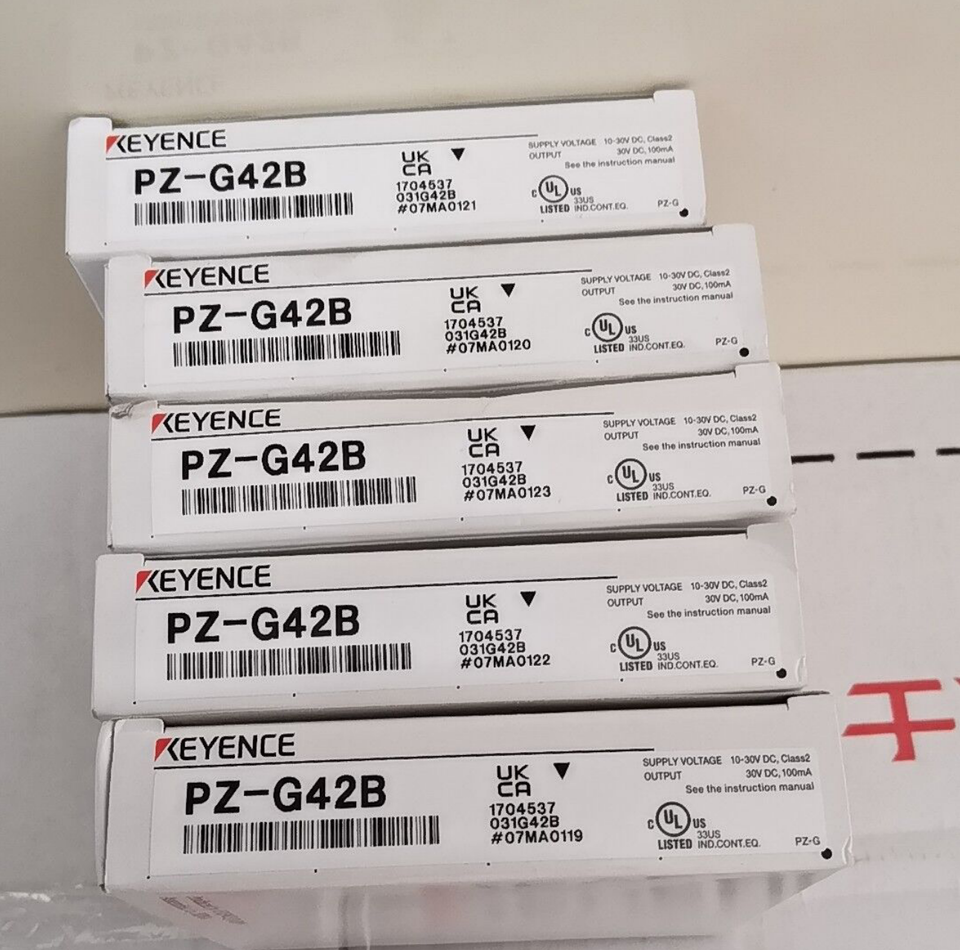 Keyence PNP Sensor PZ-G42B - KEYENCE