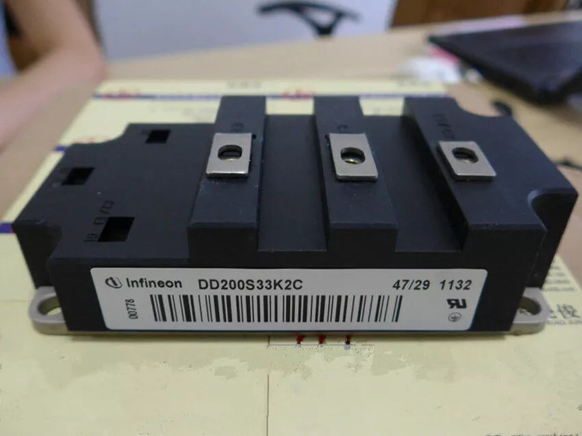 new 1PC Infineon DD200S33K2C Power Module In Box ping - INFINEON