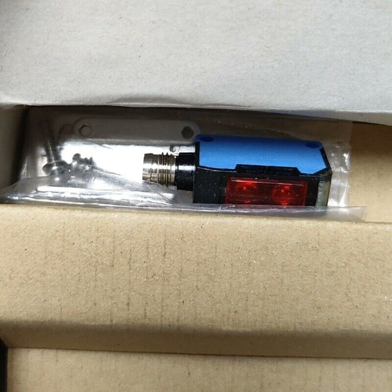 new SICK WT150-N460 Photoelectric Sensor One WT150N460 - SICK