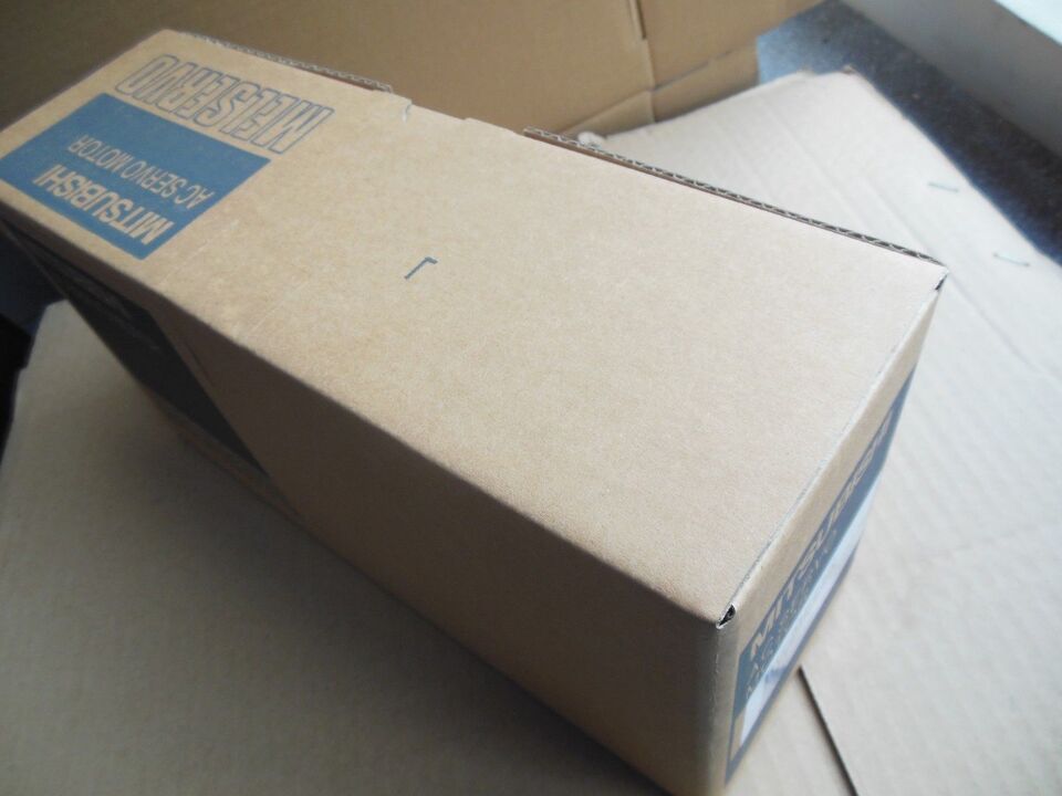 new 1PC Mitsubishi HC-SF103BK AC Servo Motor HCSF103B In Box ping - MITSUBISHI