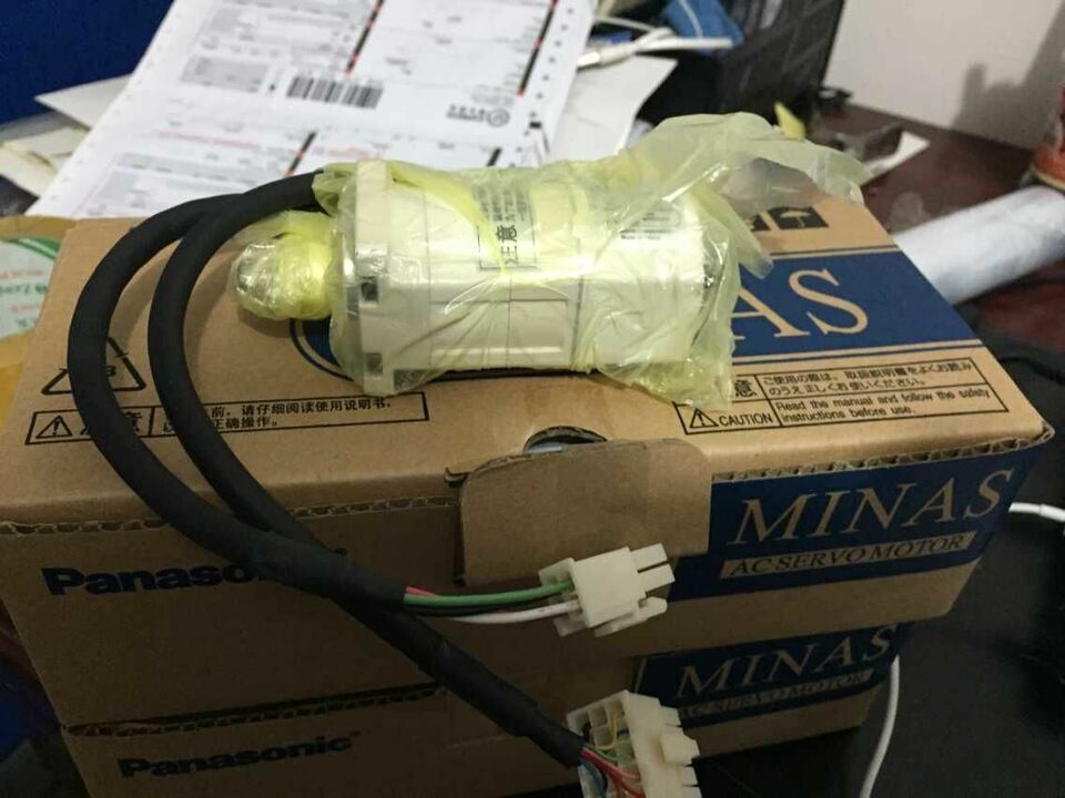 new 1PC PANASONIC AC SERVO MOTOR MSMA3AZA1N IN BOX PING - PANASONIC