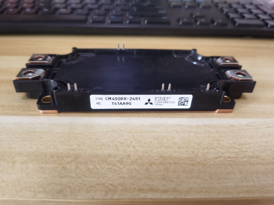 new 1PC Mitsubishi CM450DX-24S1 Module CM450DX24S1 - MITSUBISHI