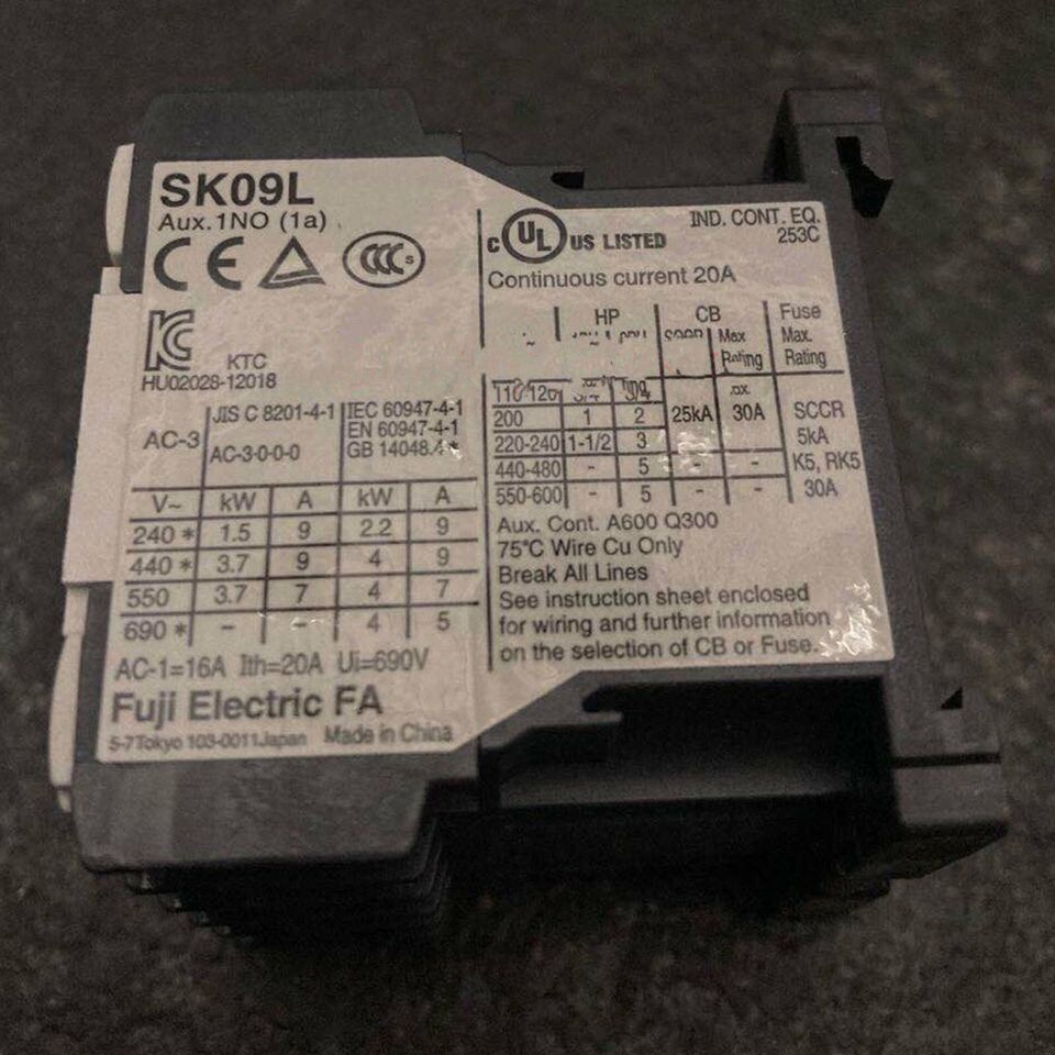 new Fuji SK09L-E10 DC24V Magnetic Contactor 1PC SK09LE10 - FUJI