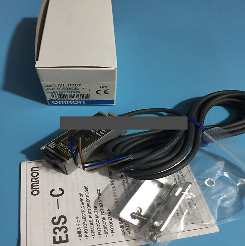 new Omron E3S-CD62 Photoelectric Switch One E3SCD62 - OMRON
