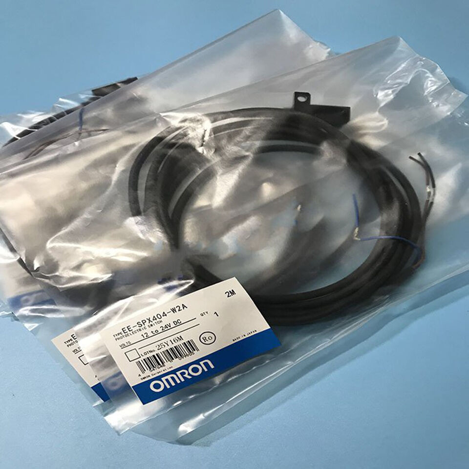 new Omron EE-SPX404-W2A Photoelectric Sensor One EESPX404W2A - OMRON