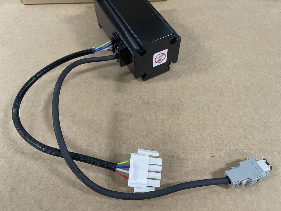 new 1PC Fuji GYS401DC1-SA Servo Motor ping GYS401DC1SA - FUJI