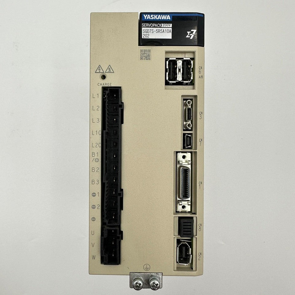 new 1PC Yaskawa SGD7S-5R5A10A202 AC Servo Drive In Box ping
