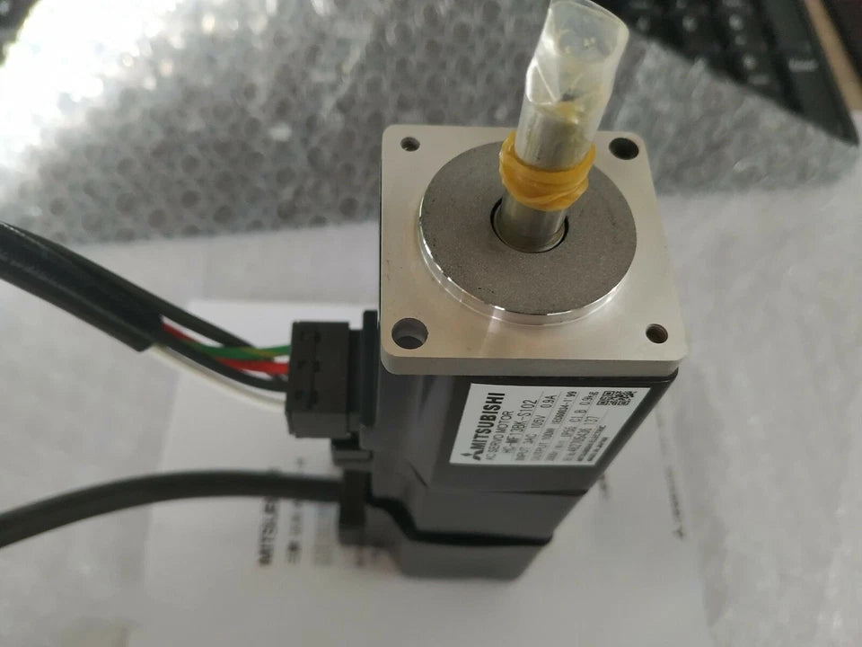 new 1PC Mitsubishi HC-MF13BK-S102 Servo Motor HCMF13BLS101 ping