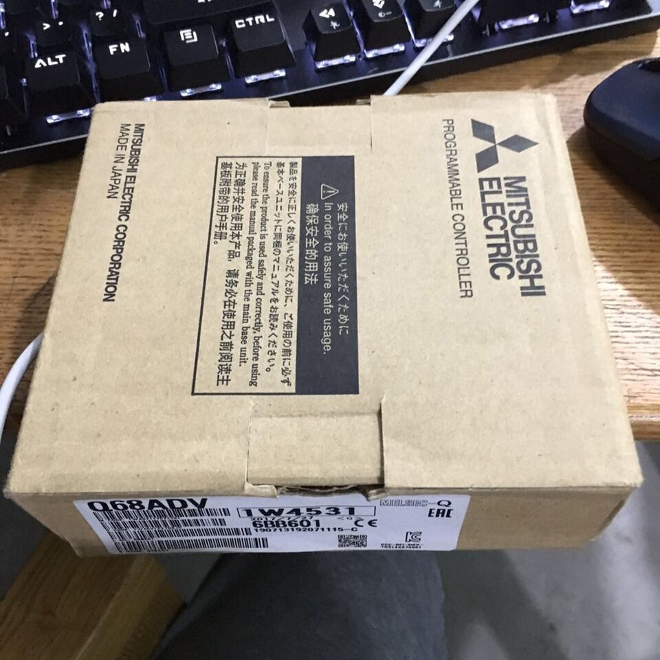 new Mitsubishi Q68ADV PLC Module 1PC ping - MITSUBISHI