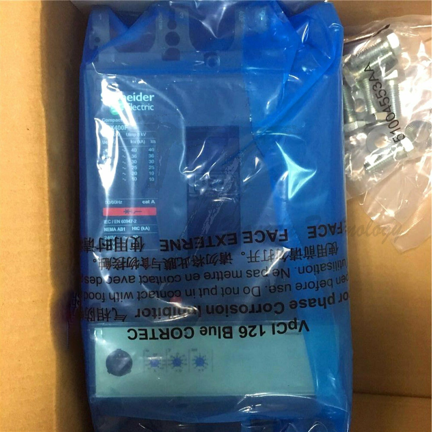 Schneider NSX400F series molded case circuit breaker LV432676 - SCHNEIDER