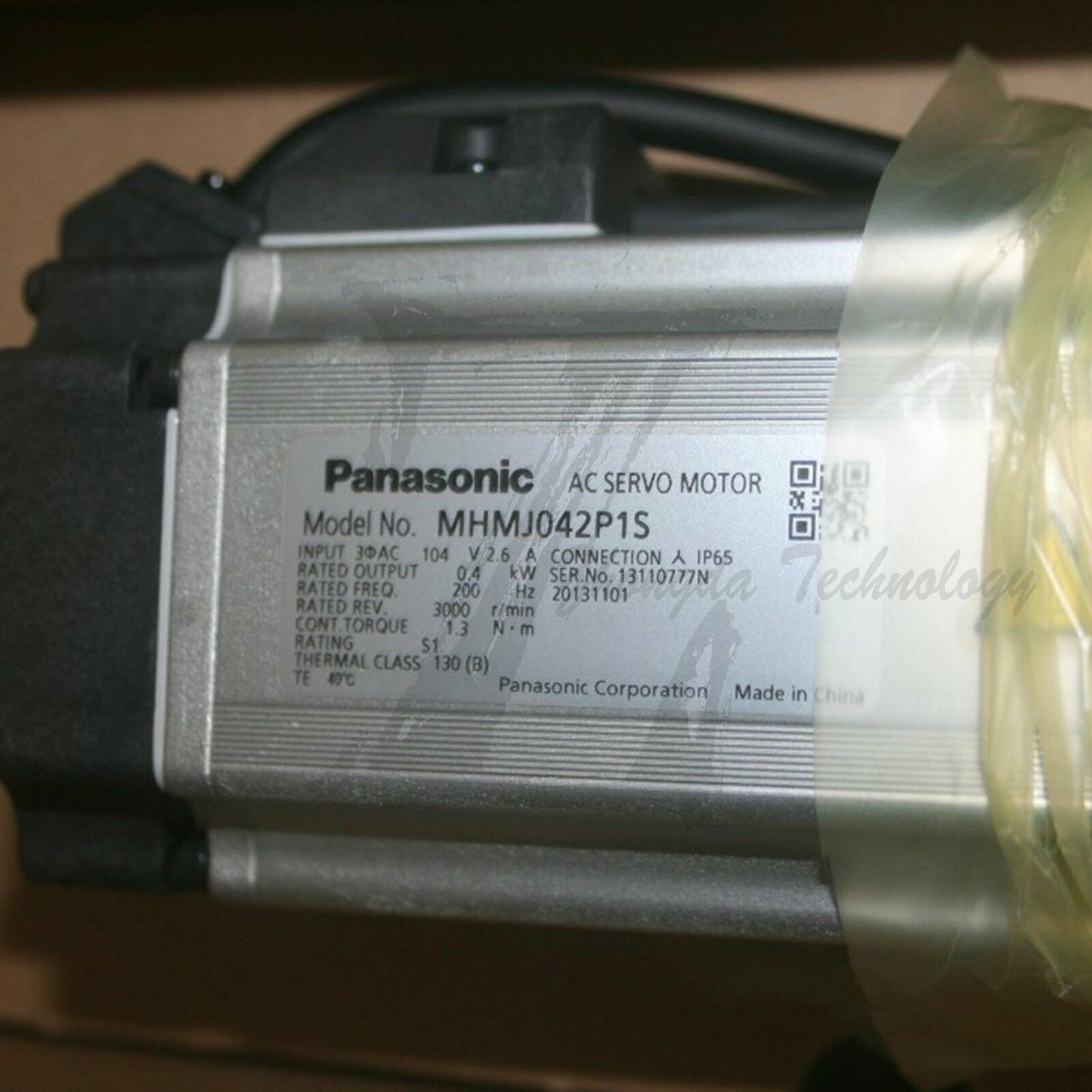New In Box 1PC Panasonic MHMJ042P1S servo motor 400W - PANASONIC