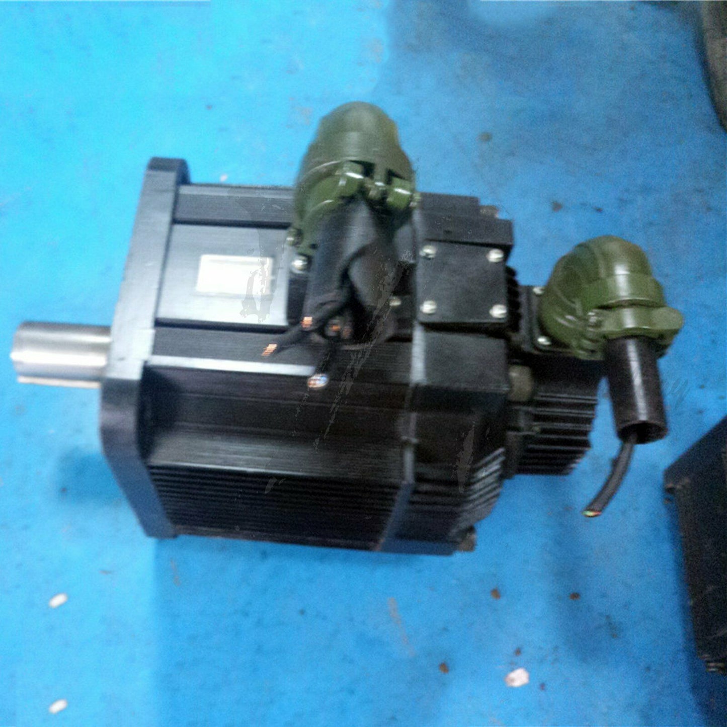 Used Yaskawa servo motor SGMGH-30ACA6C Tested In Good Condition - YASKAWA