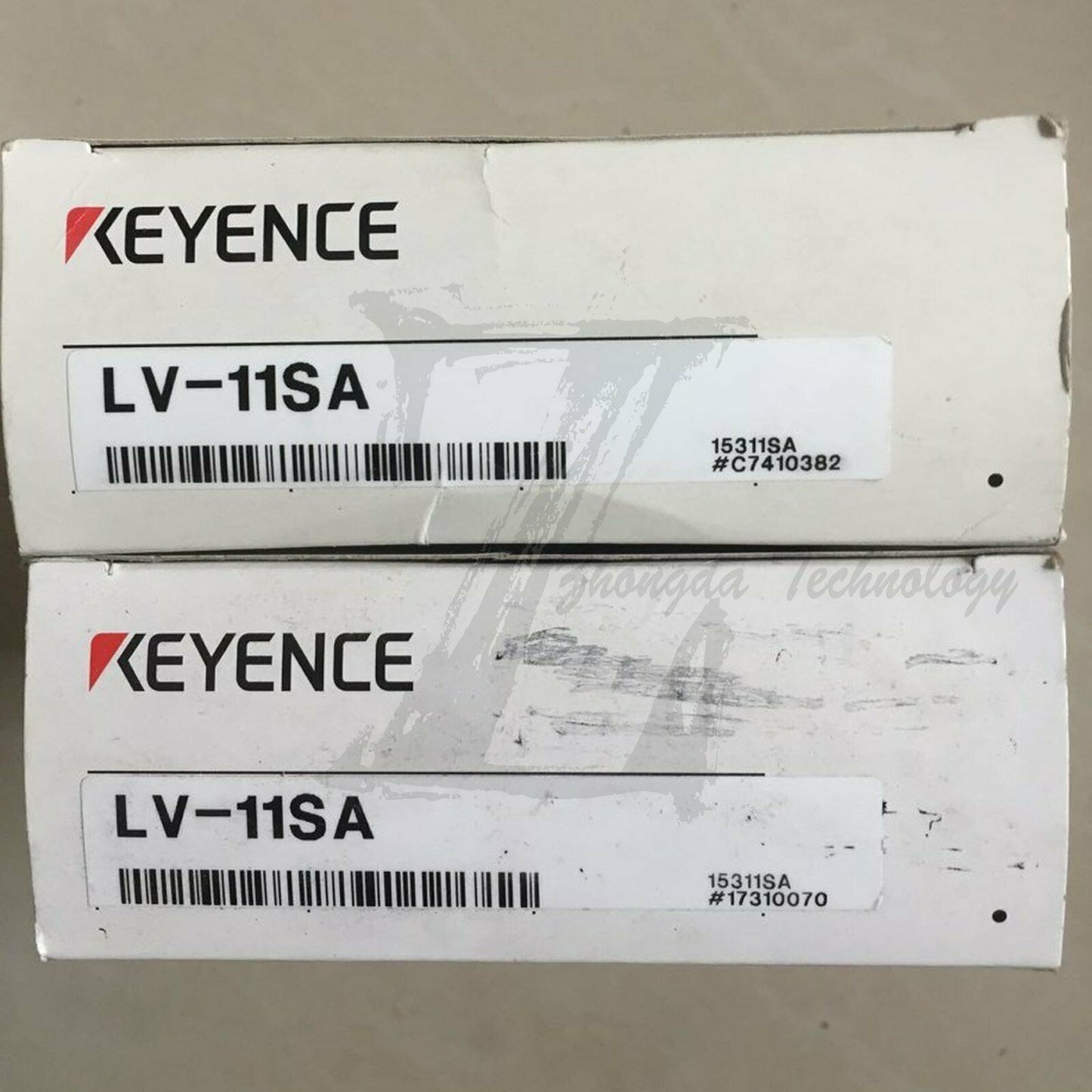 NEW IN BOX 1PCS Keyence LV-11SA Laser Sensor LV11SA - KEYENCE