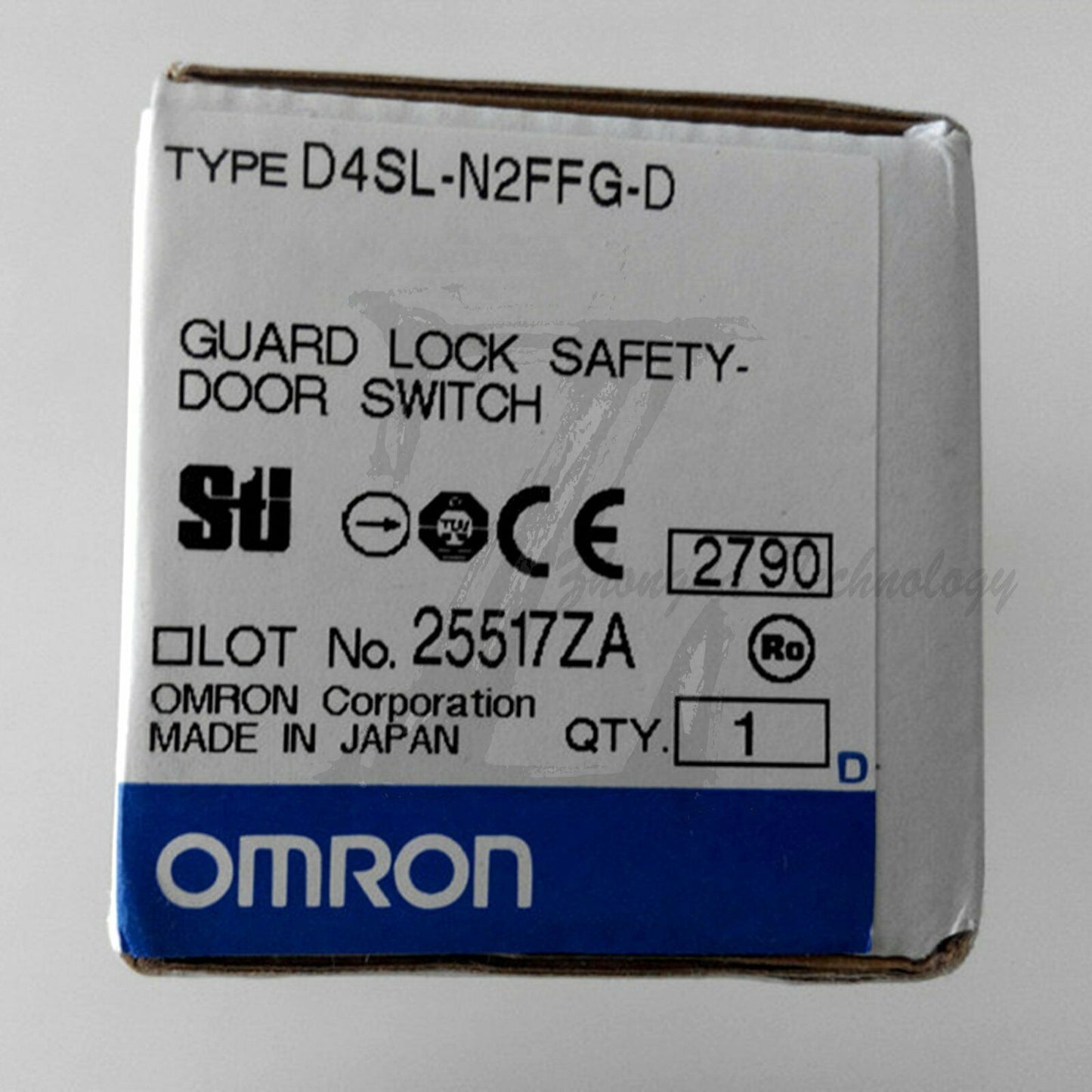 NEW Omron safety door switch D4SL-N2FFG-D Quality assurance - OMRON