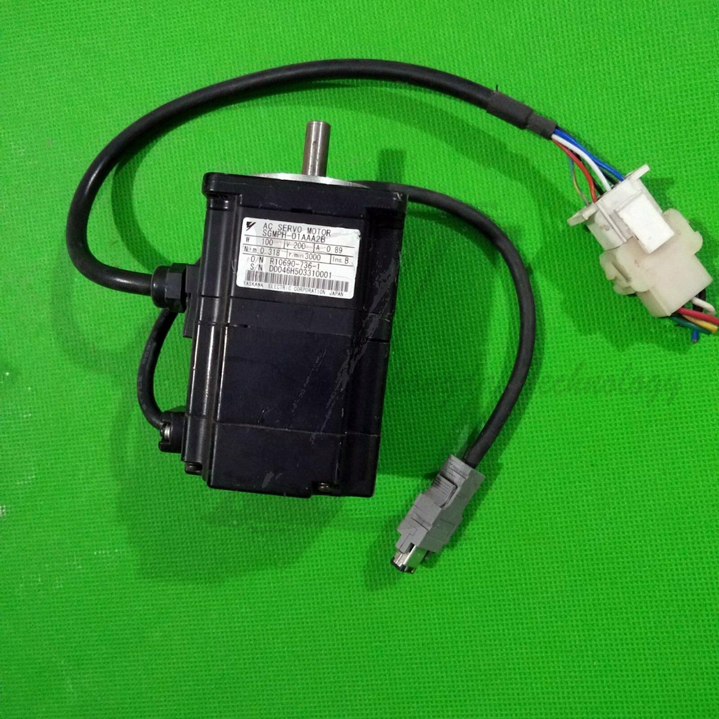 Used Yaskawa 100W Servo Motor SGMPH-01AAA2B good test - YASKAWA