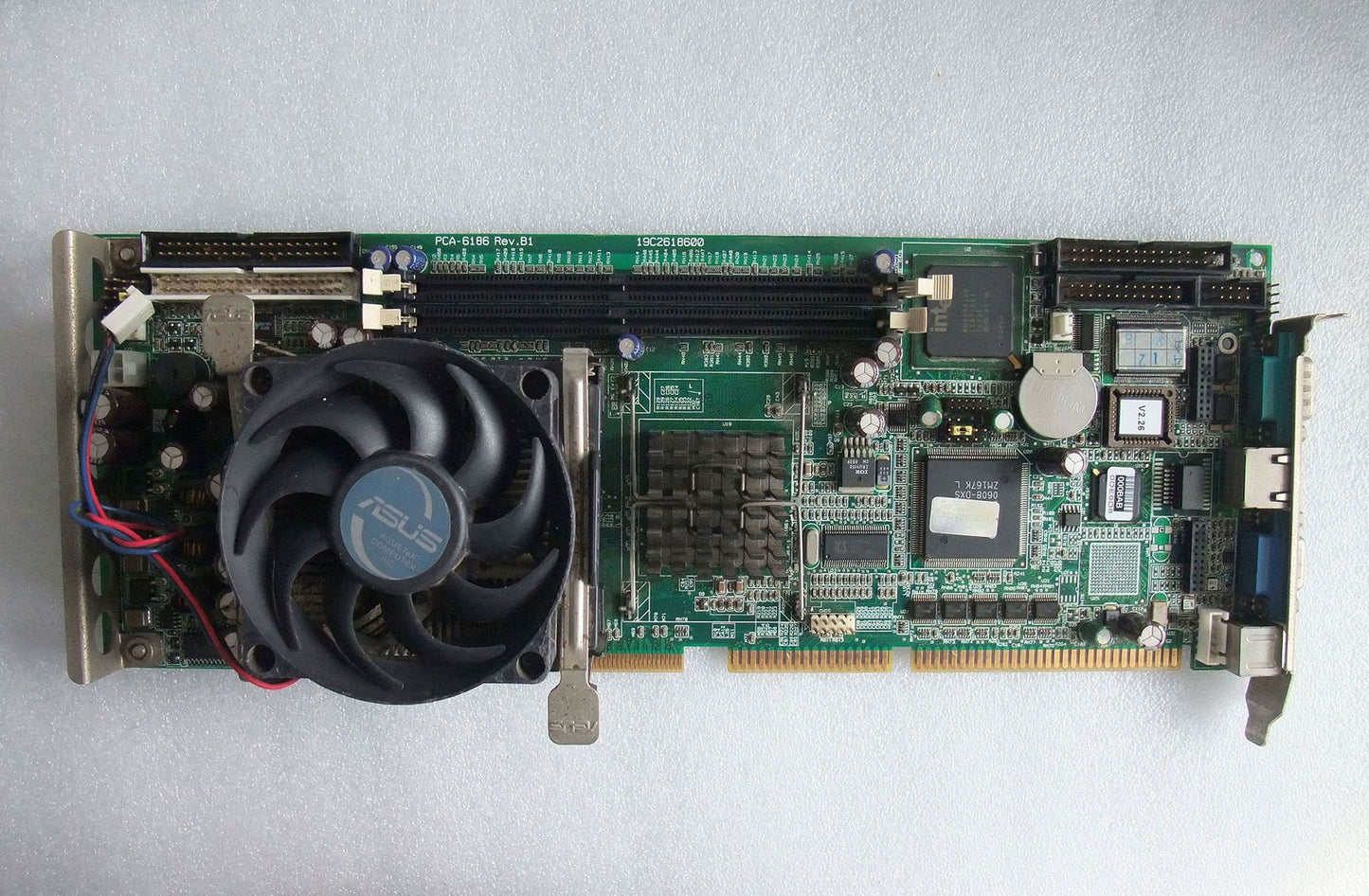 PCA-6186REV.B1 - Advantech