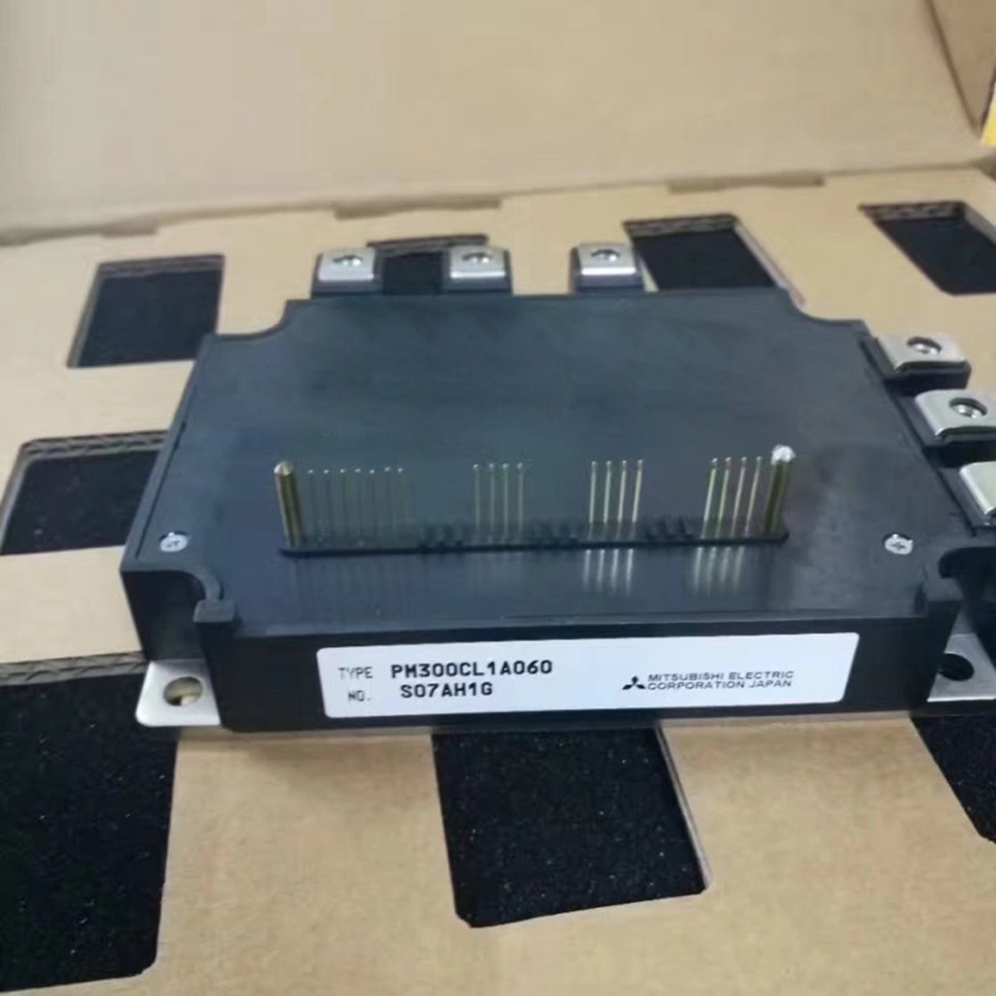 PM300CLA060 - MITSUBISHI