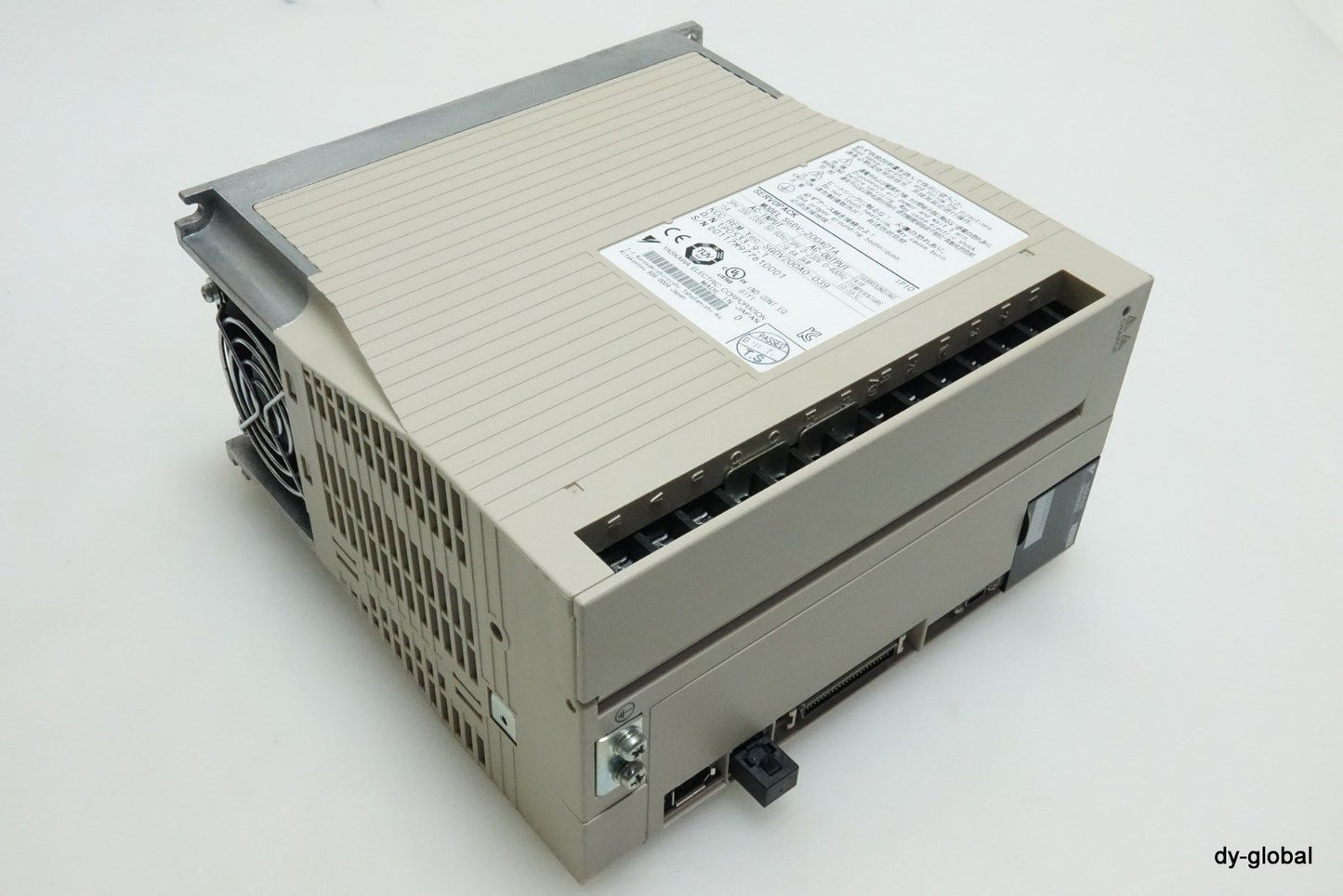 SGDV-200A01A - YASUKAWA