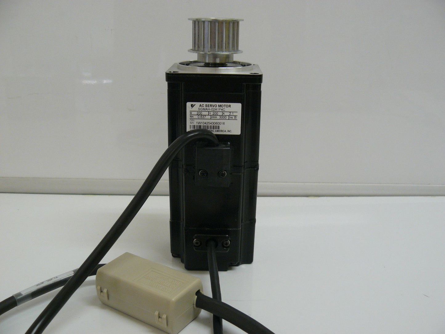 SGMAH-02A1F4C - YASKAWA