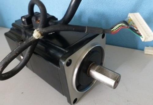 SGMAS-02A2A4C-Y2 - YASKAWA