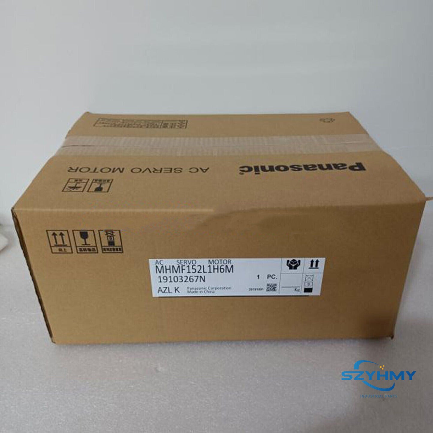 Panasonic MHMF152L1H6M Servo Motor - 1PC New in Box - PANASONIC