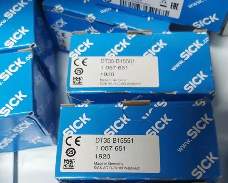 NEW SICK DT35-B15551 Sensor - High Precision DT35B15551 Model - SICK