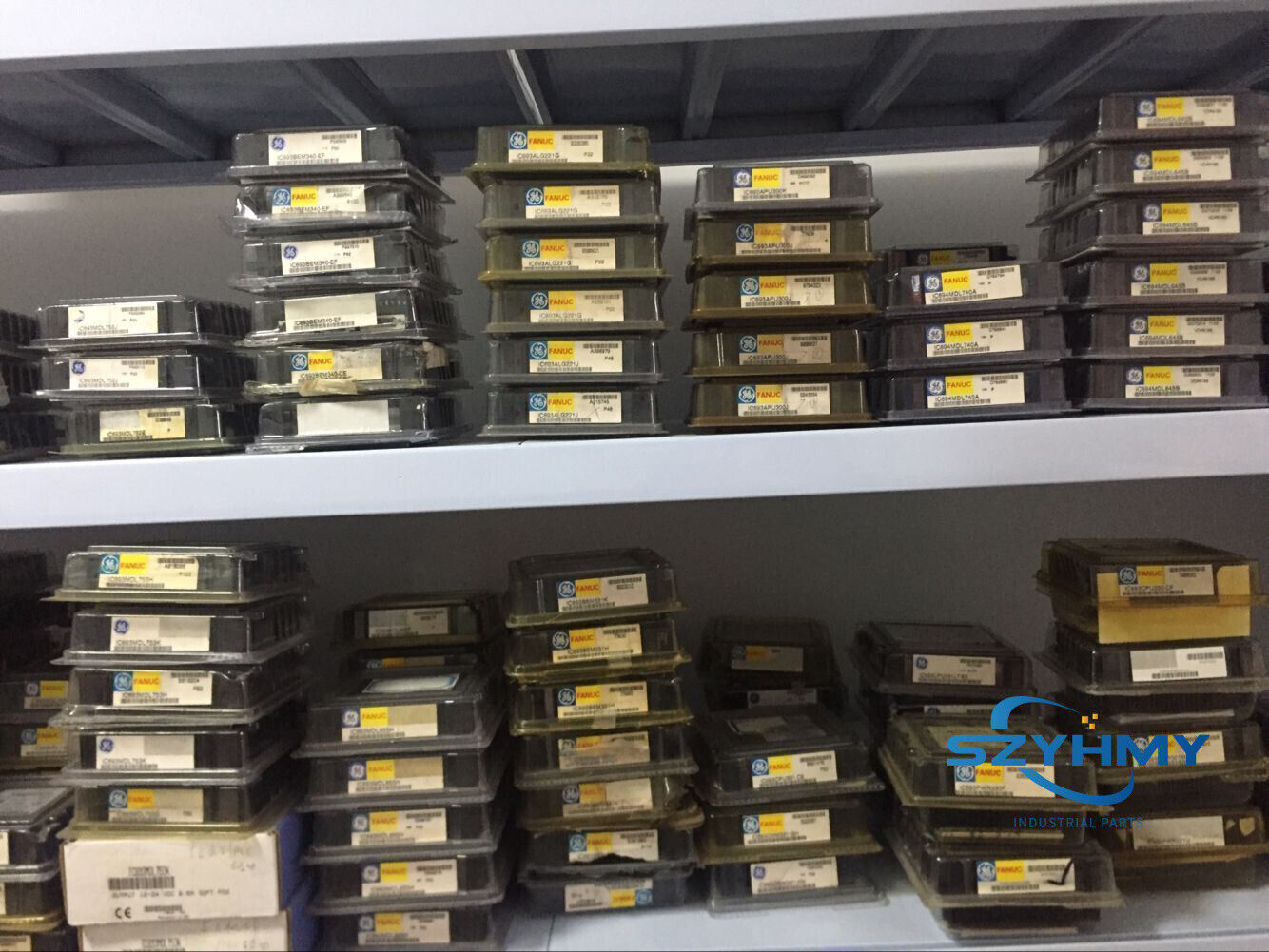GE FANUC IC694MDL742 Output Module - 1 PC New - GE FANUC