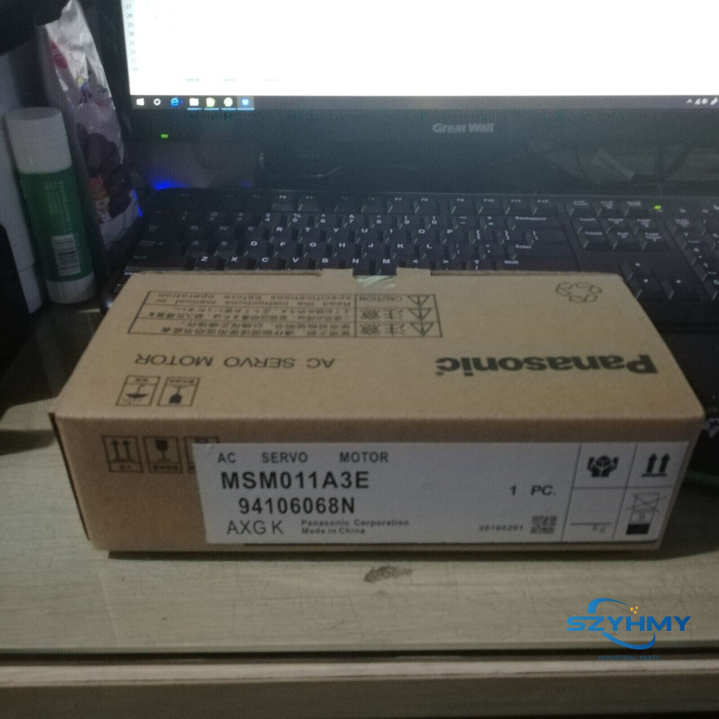 Panasonic MSM011A3E AC Servo Motor - New In Box - PANASONIC