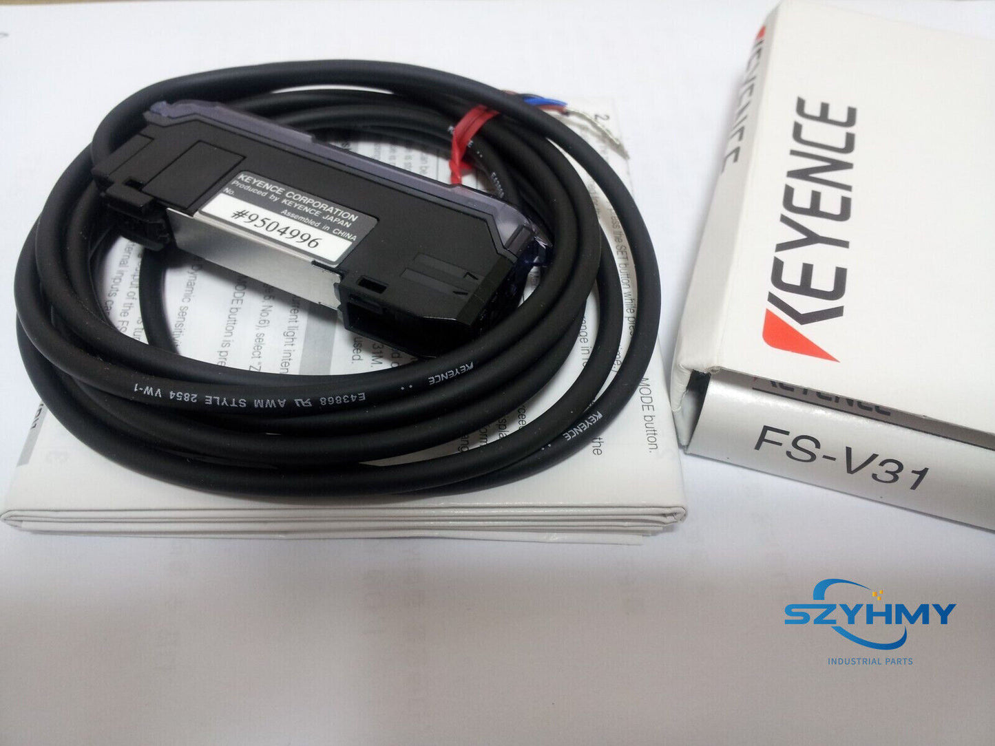 KEYENCE FS-V31 Sensor Amplifier for Fiber Optic Sensors - KEYENCE
