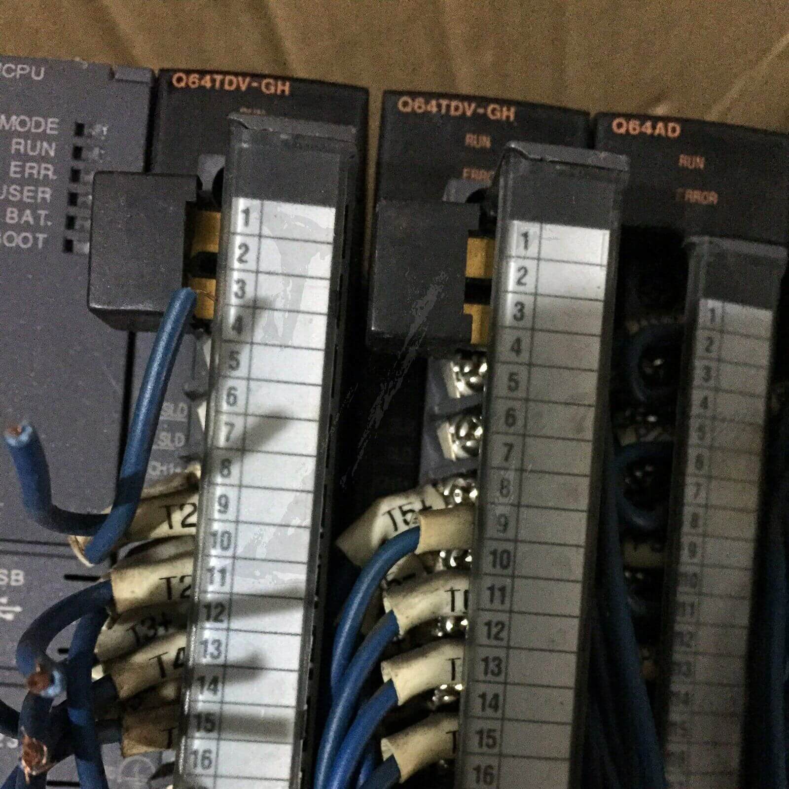 1 pc Used Mitsubishi Q series Q64TDV-GH Tested It in good condition - MITSUBISHI