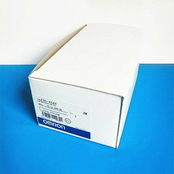 1 pcs Omron Sensor E2C-X5AH E2CX5AH New In box Omron - OMRON