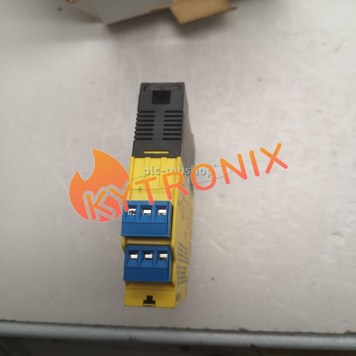 1PC TURCK IM1-22Ex-R IM122EXR Isolating Switching Amplifier PLC