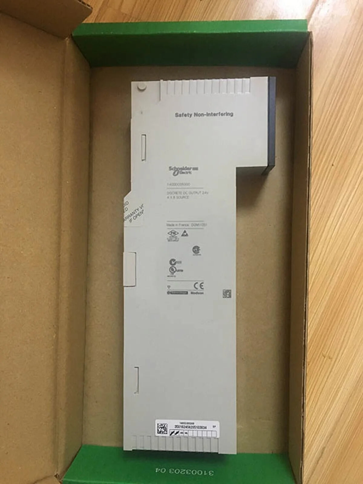 140DDO35300 Modicon Quantum 24VDC Discrete Output Module by Schneider Electric - SCHNEIDER ELECTRIC [3]