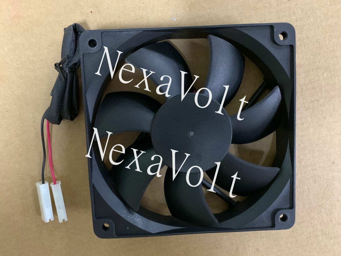 1PC COSTECH Sleeve Bearing 12025 D12A04LWSZC0 12V 0.24A 12CM Cooling Fan