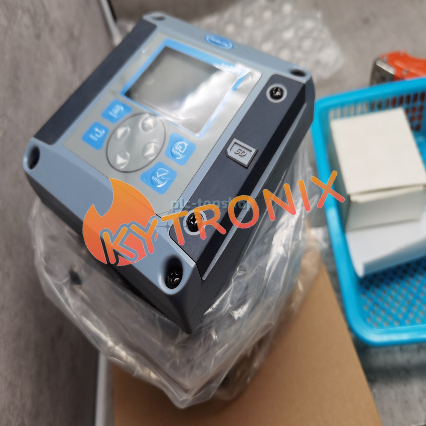 HACH LXV404.99.00502 HACH SC200. PLC