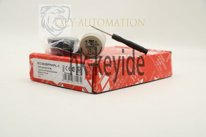 1PCS Carlo Gavazzi Capacitive switch EC3025PPAPL-1