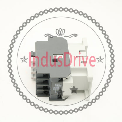 1PCS 1SBL161001R8001 AC Contactor ABB A12-30-01