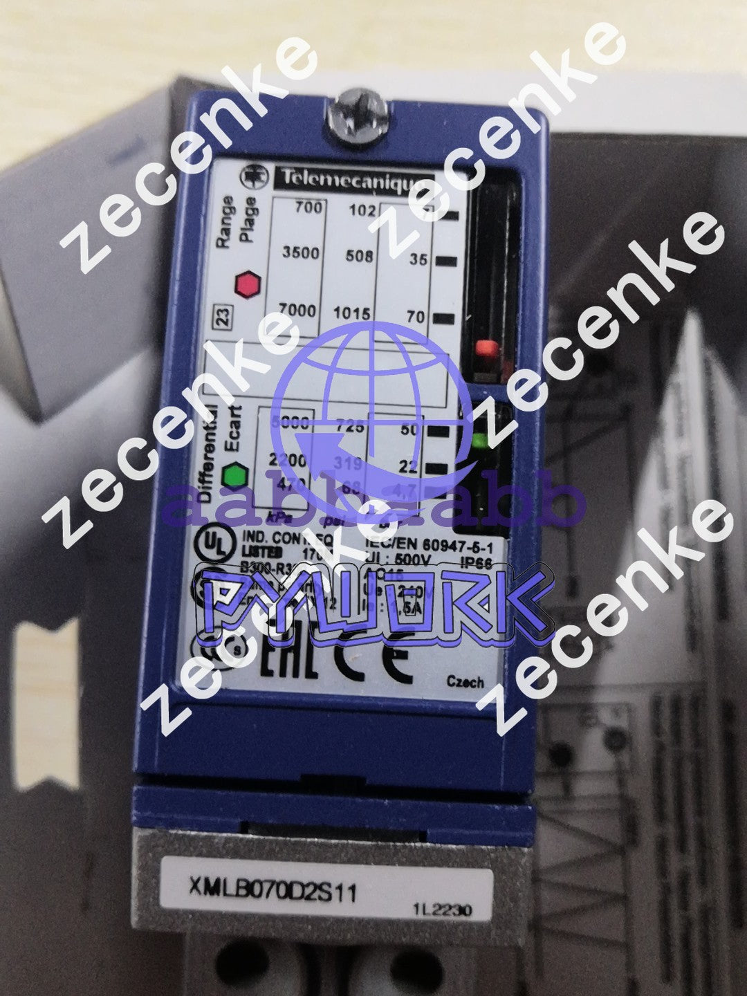 1Pcs Schneider XMLB070D2S11 Pressure Switch